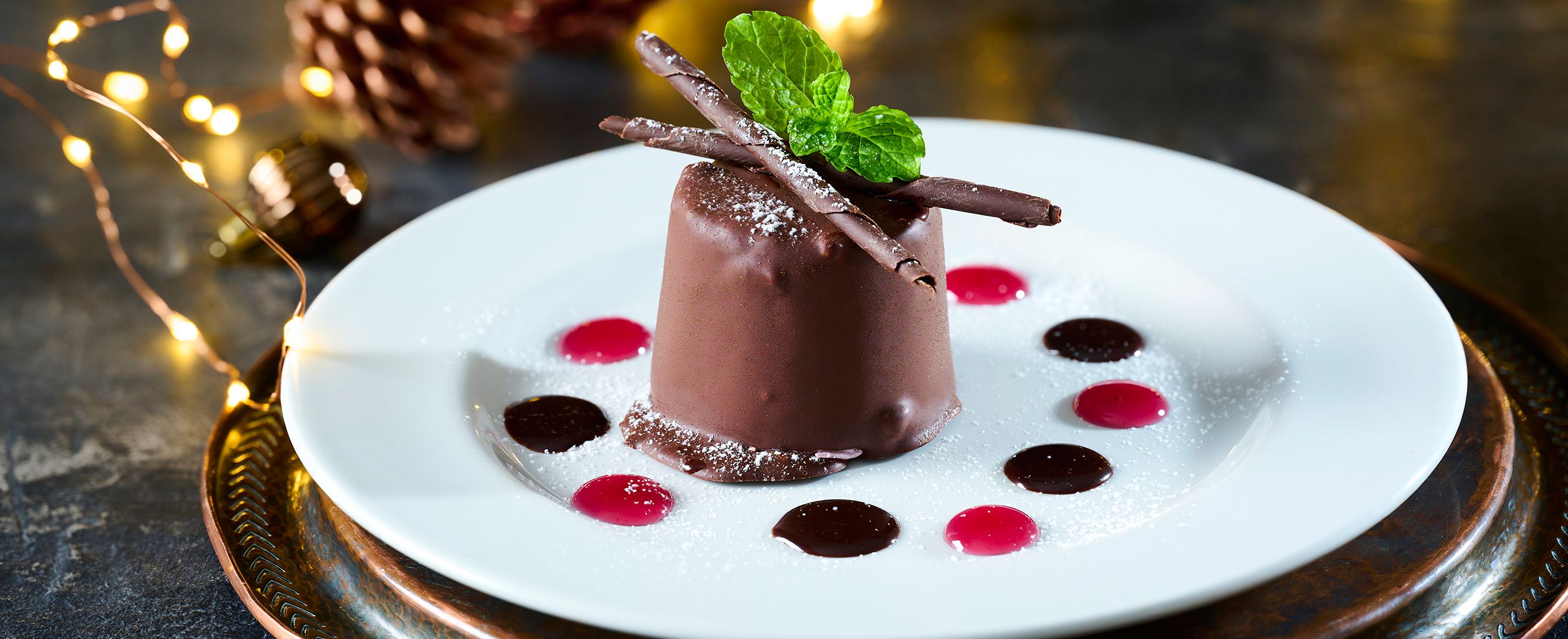 Boxing Day Lunch & Dinner at The Red Sails Hull in Kingston Upon Hull